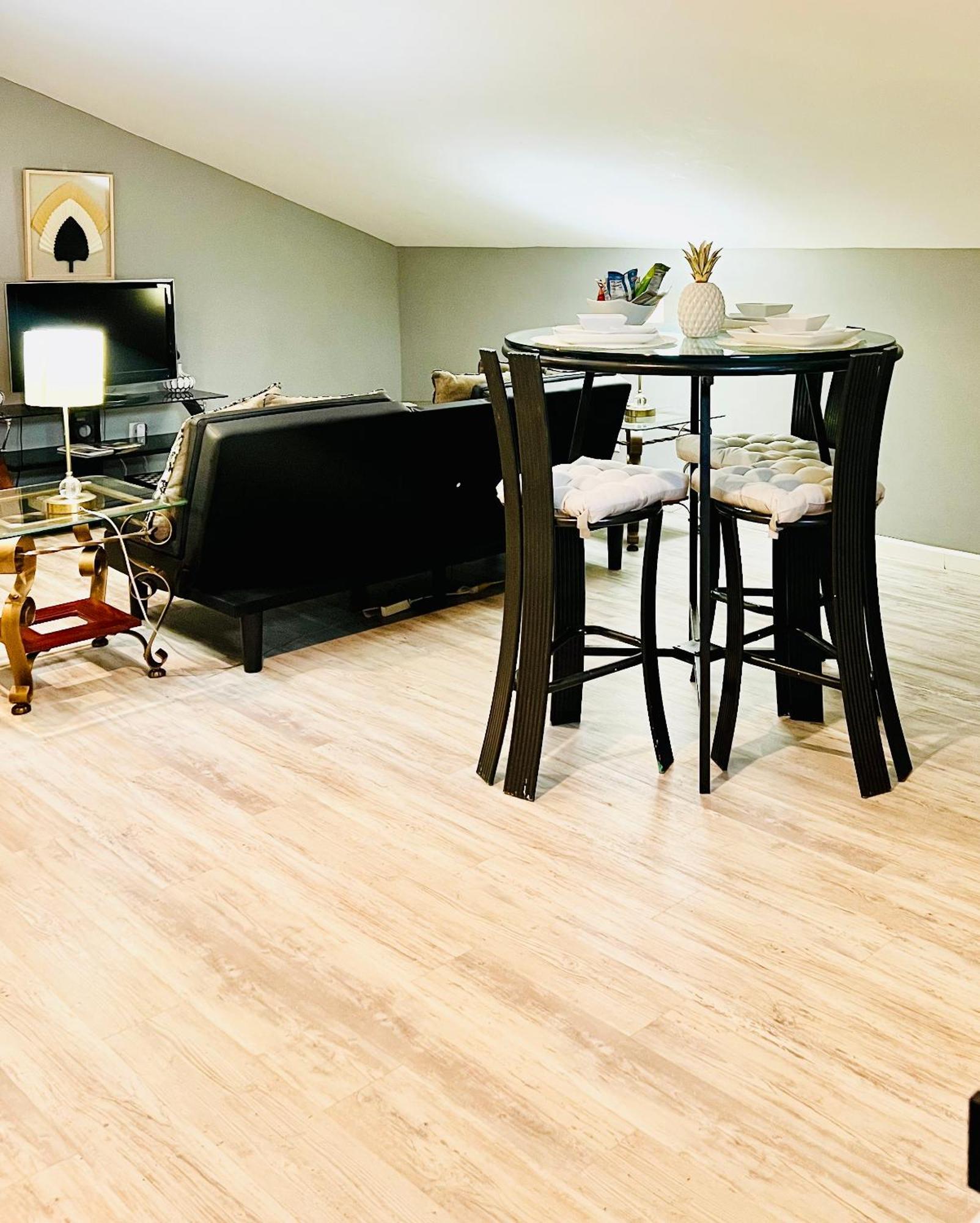 Lovely 1 Bedroom Loft Pet Friendly Charleston Buitenkant foto